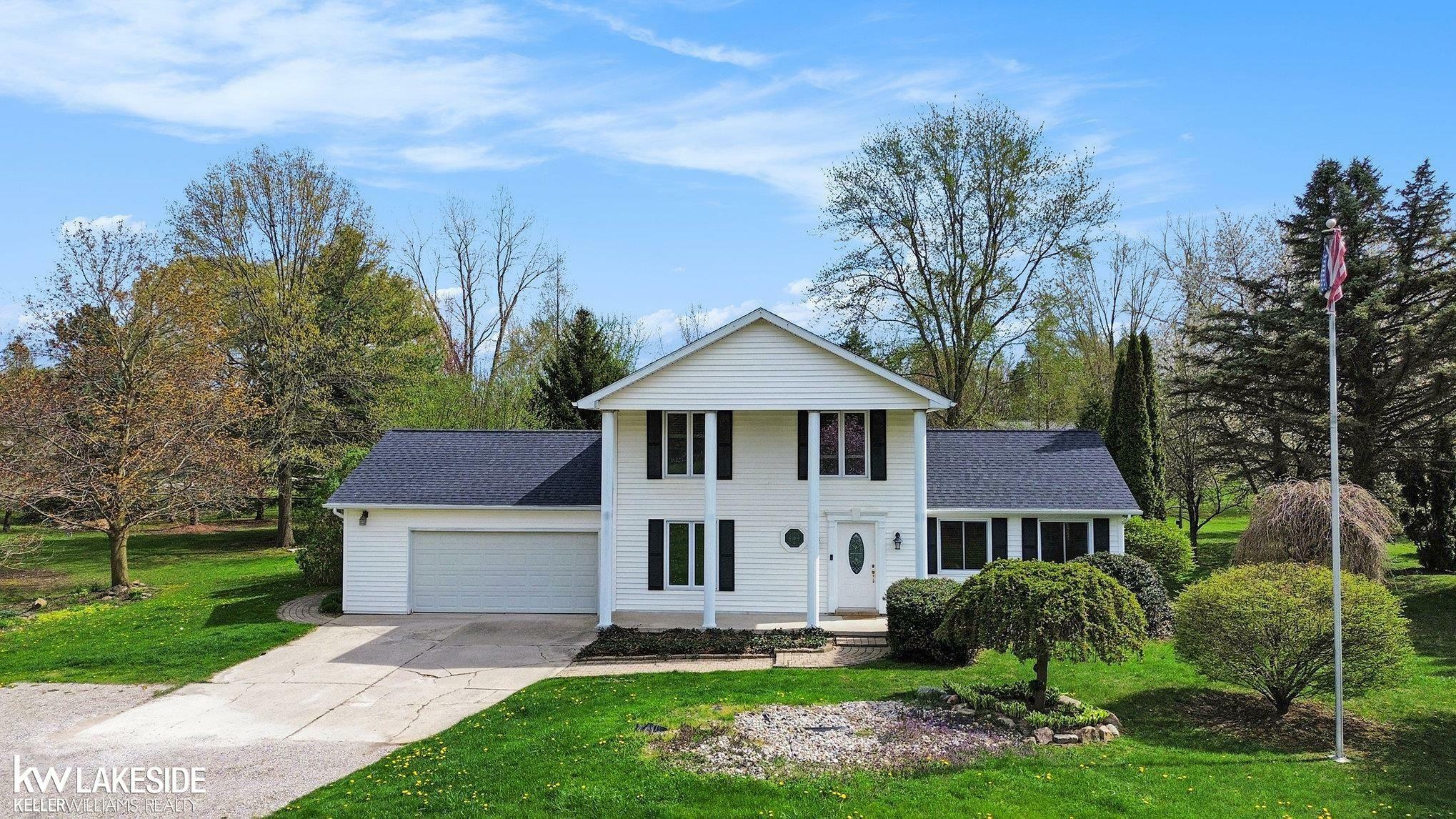 36870 Hebel Road  Richmond Twp MI 48062 photo