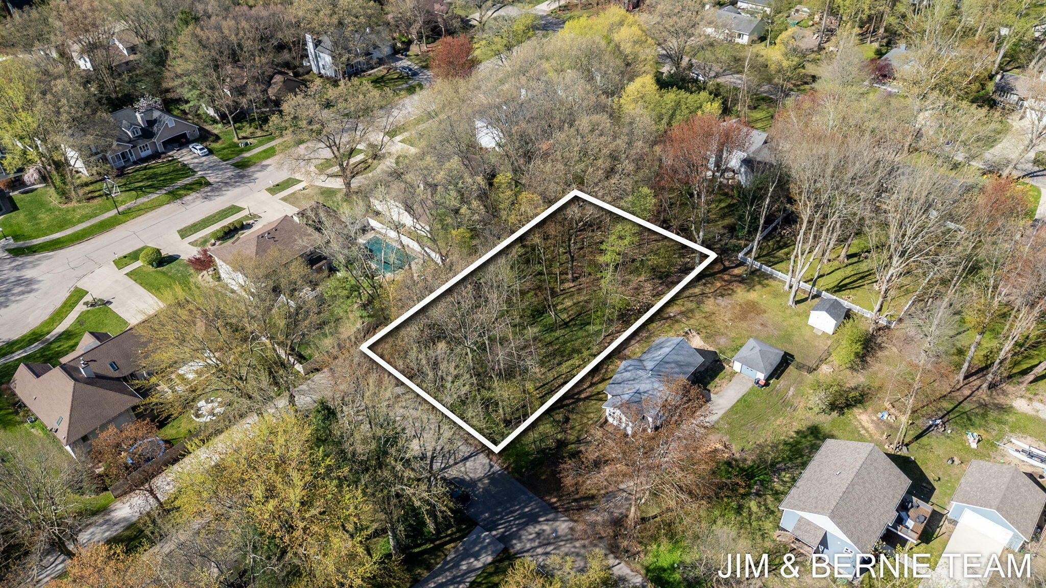 Property Photo: 648 Bay Avenue MI 49423