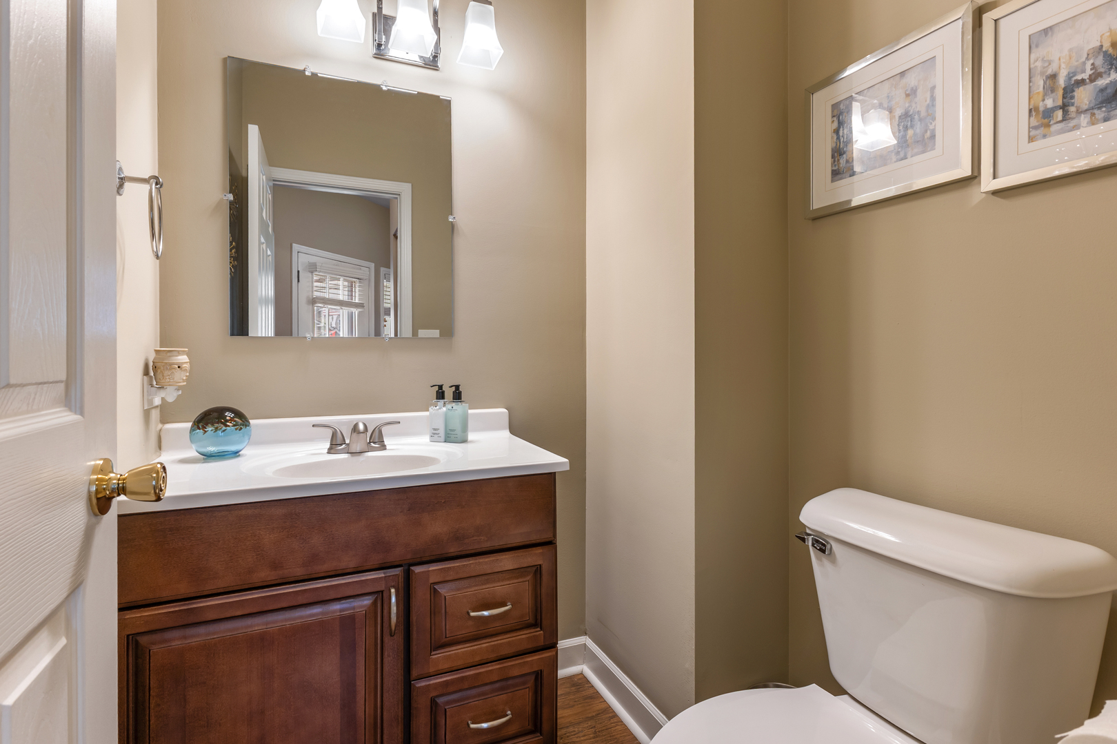 Property Photo: 1259 Cranbrook Drive IL 60193