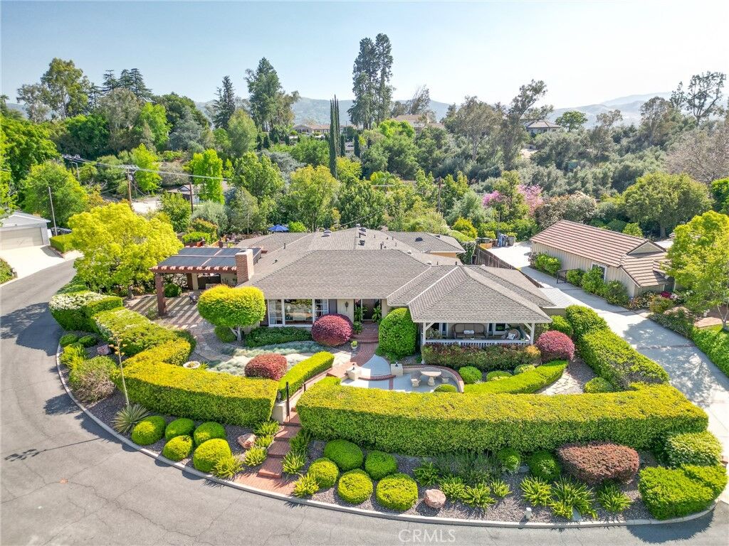 Property Photo: 1215 Mira Monte Drive CA 92373