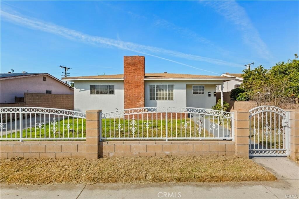 Property Photo: 2511 Walnut Grove Ave CA 91770