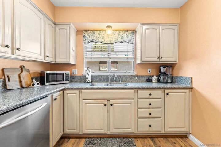 Property Photo:  6057 Delor Ct  CA 92120 