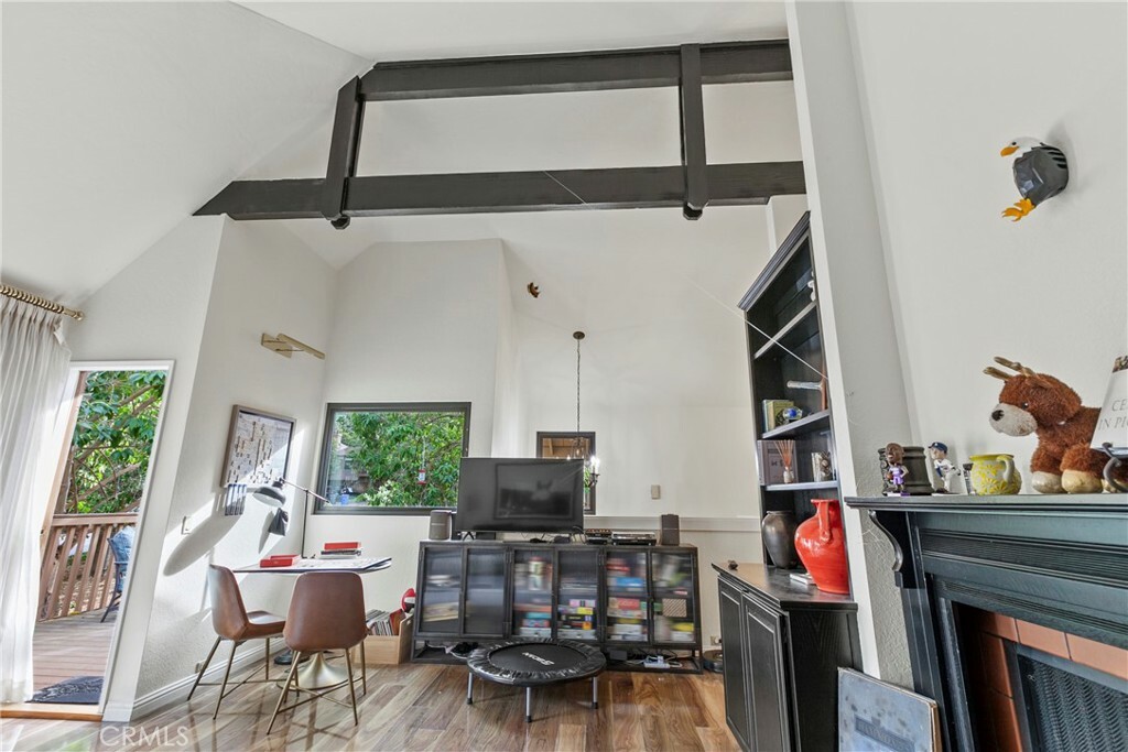 Property Photo:  672 Serrano Drive 9  CA 93405 
