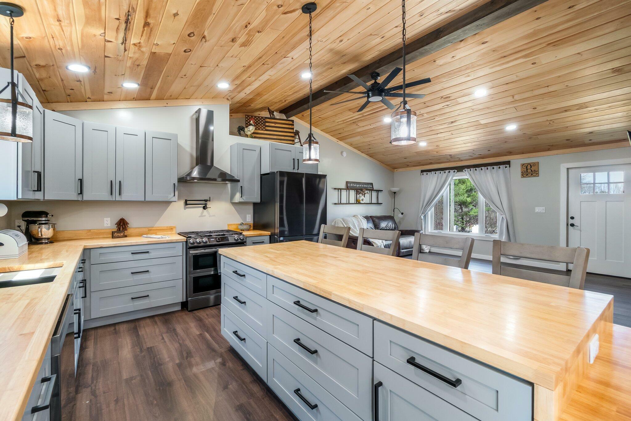Property Photo: 842 Maxfield Road ME 04453