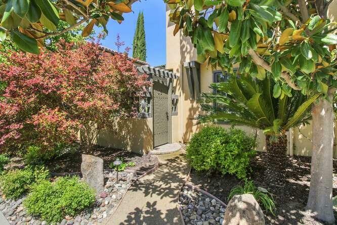 Property Photo: 4811 M CA 95819