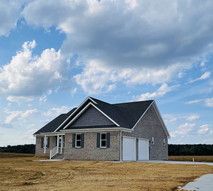 Property Photo: 323 Hidden Hills Lane TN 38483