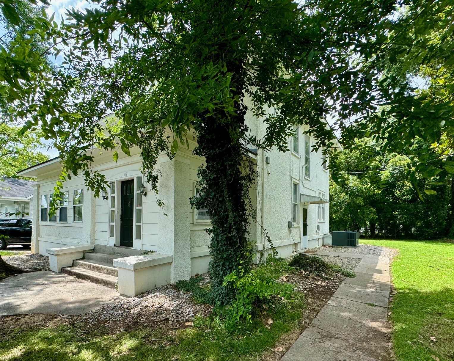 Property Photo: 106 S University St A TN 37130