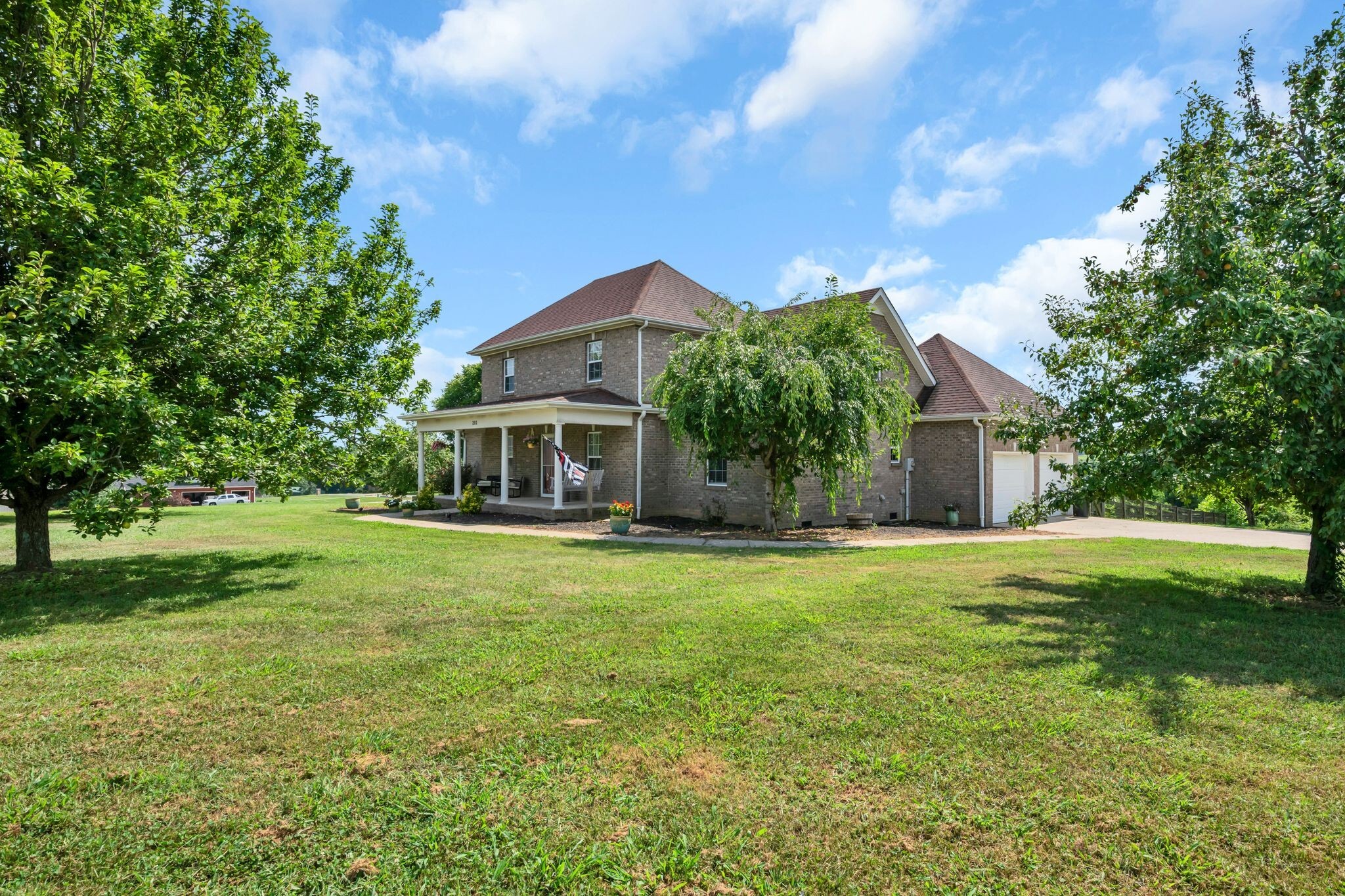 201 Tamyra Ct  Burns TN 37029 photo