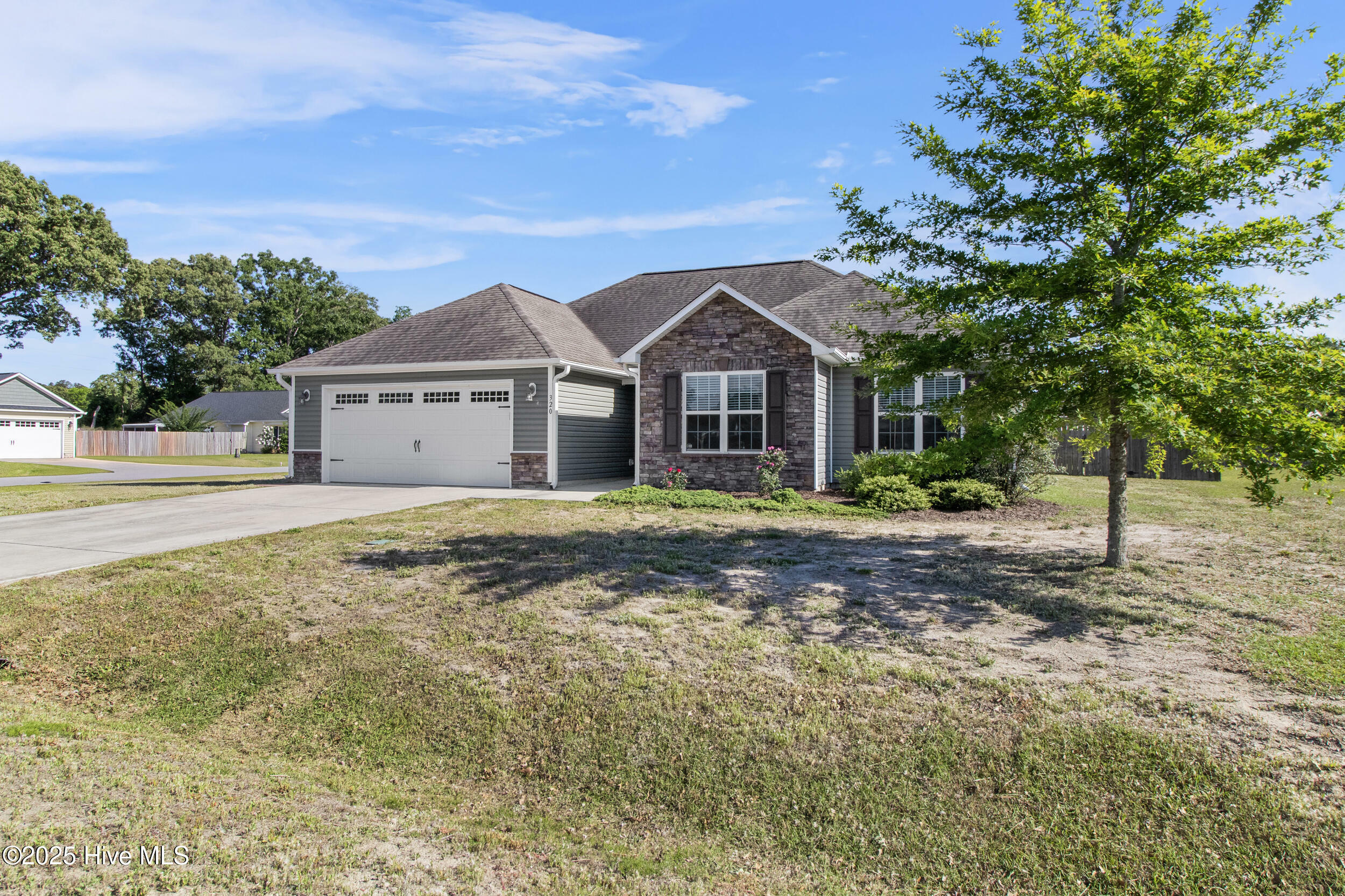 Property Photo: 320 Strut Lane NC 28574