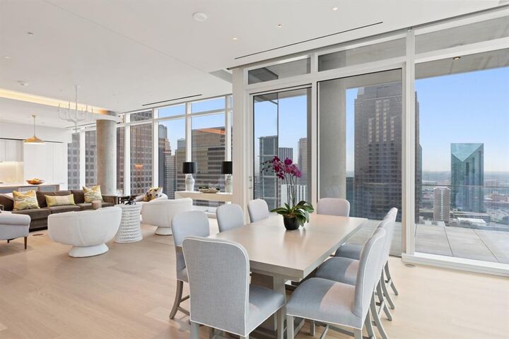 Property Photo:  1747 Leonard Street 2402  TX 75201 