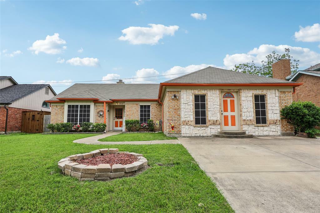 Property Photo: 7514 Lauren Lane TX 75089