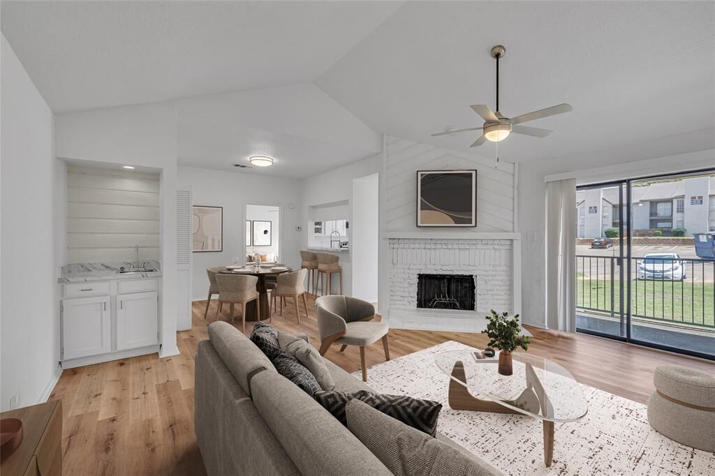 Photo de la propriété: 6020 Stoneybrook Drive TX 76112