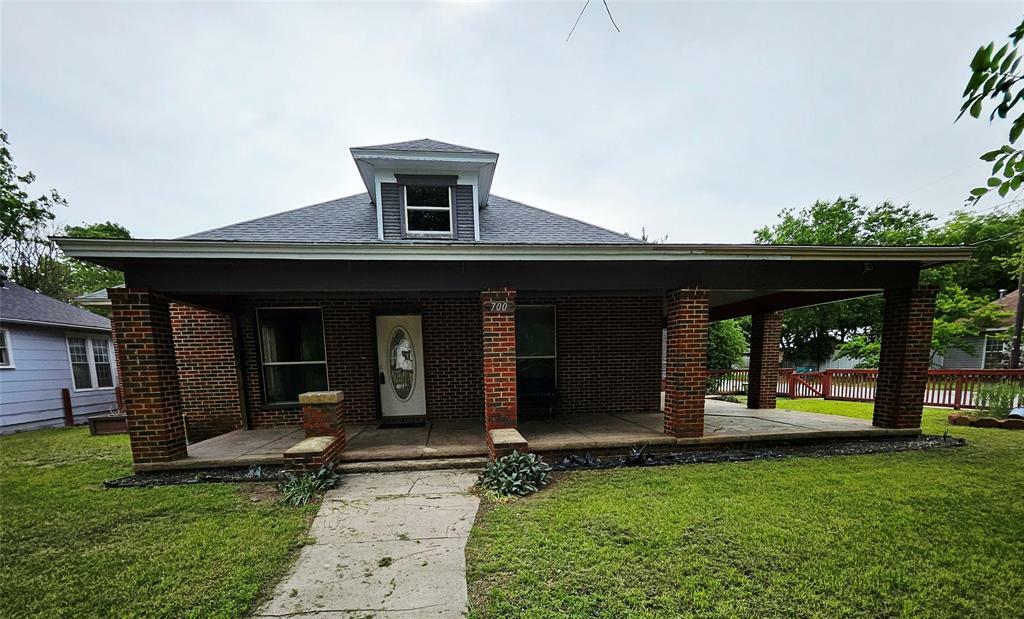 700 N Church Street  Decatur TX 76234 photo