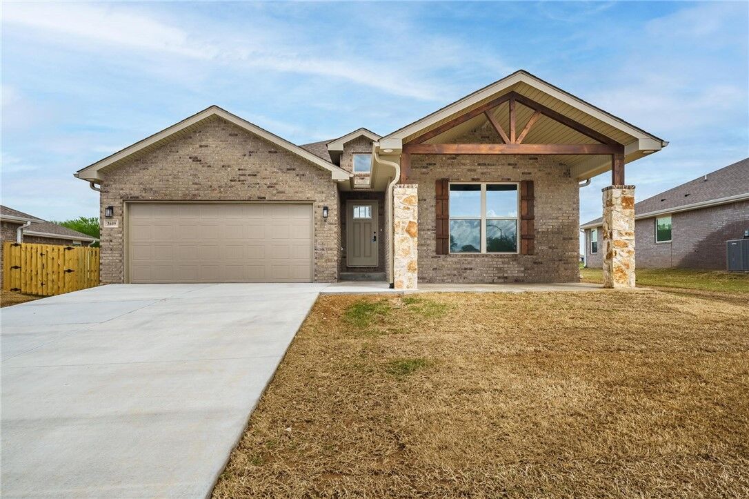 Property Photo:  3609 N J.r. Martin Drive  AR 72761 