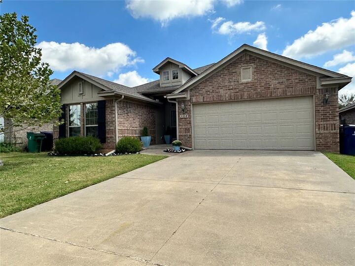 Property Photo: 2328 NW 191st Court OK 73012