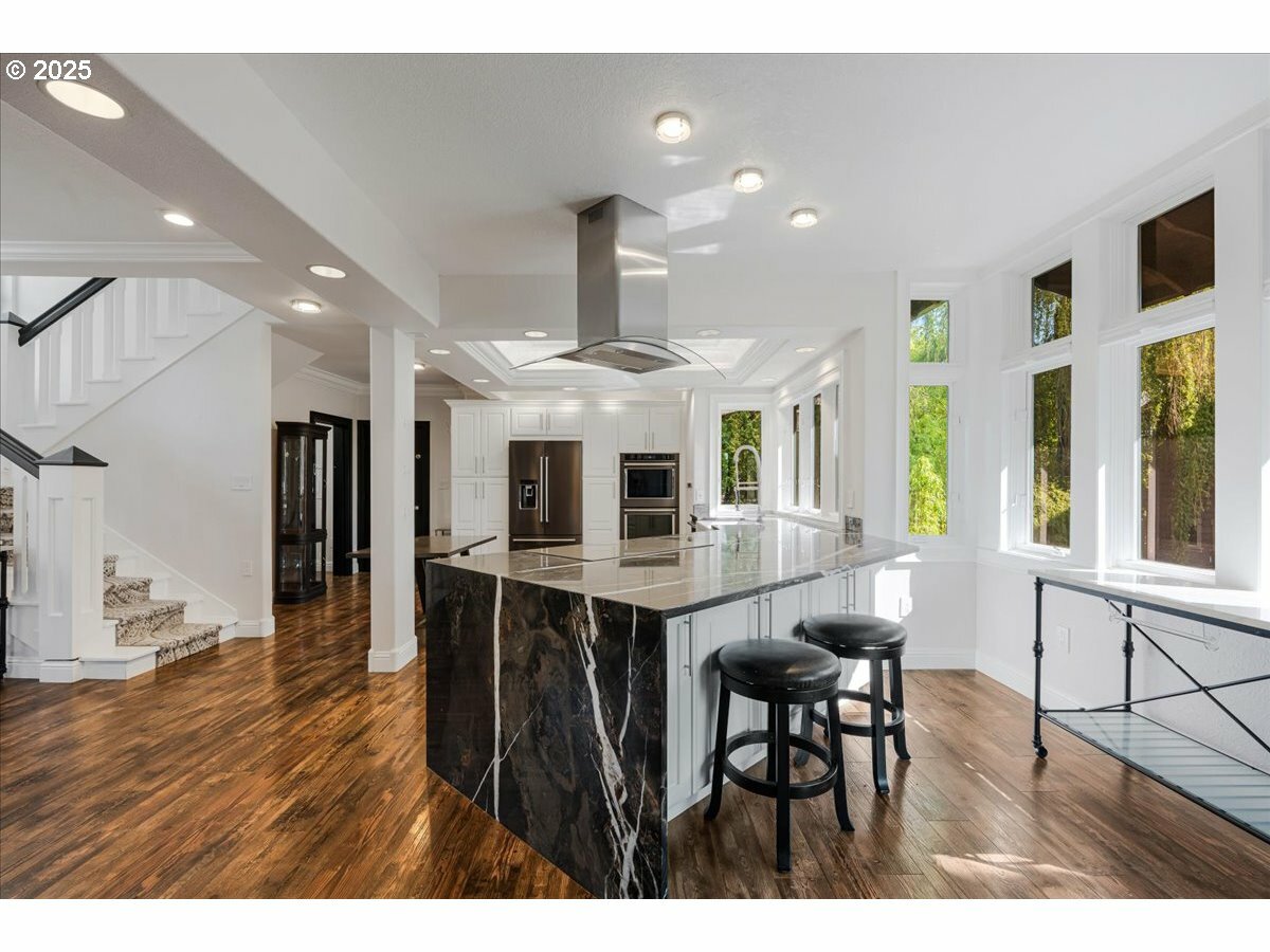 Property Photo: 4405 Grant St OR 97068