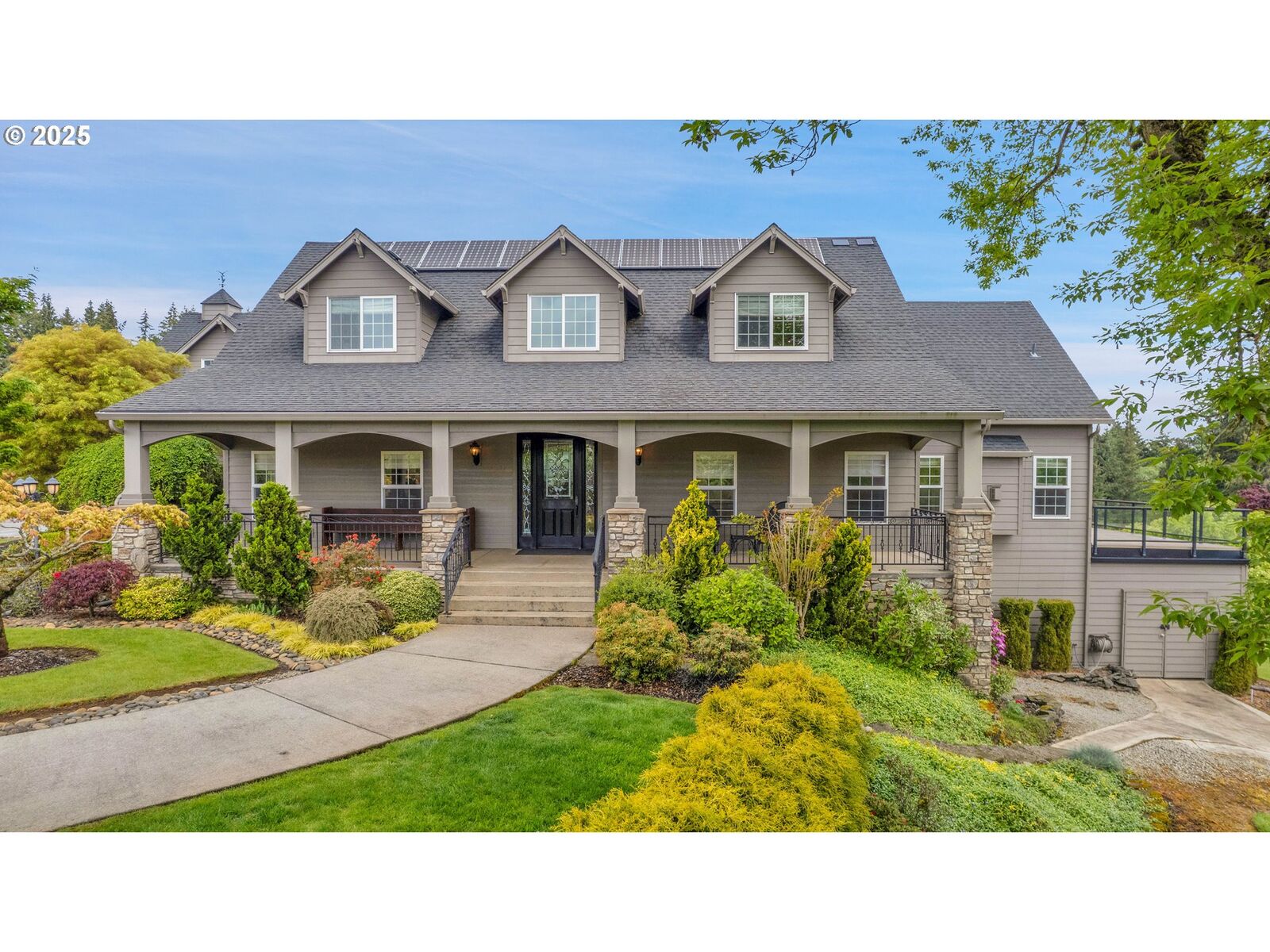 Property Photo: 1516 NW 215th Cir WA 98642