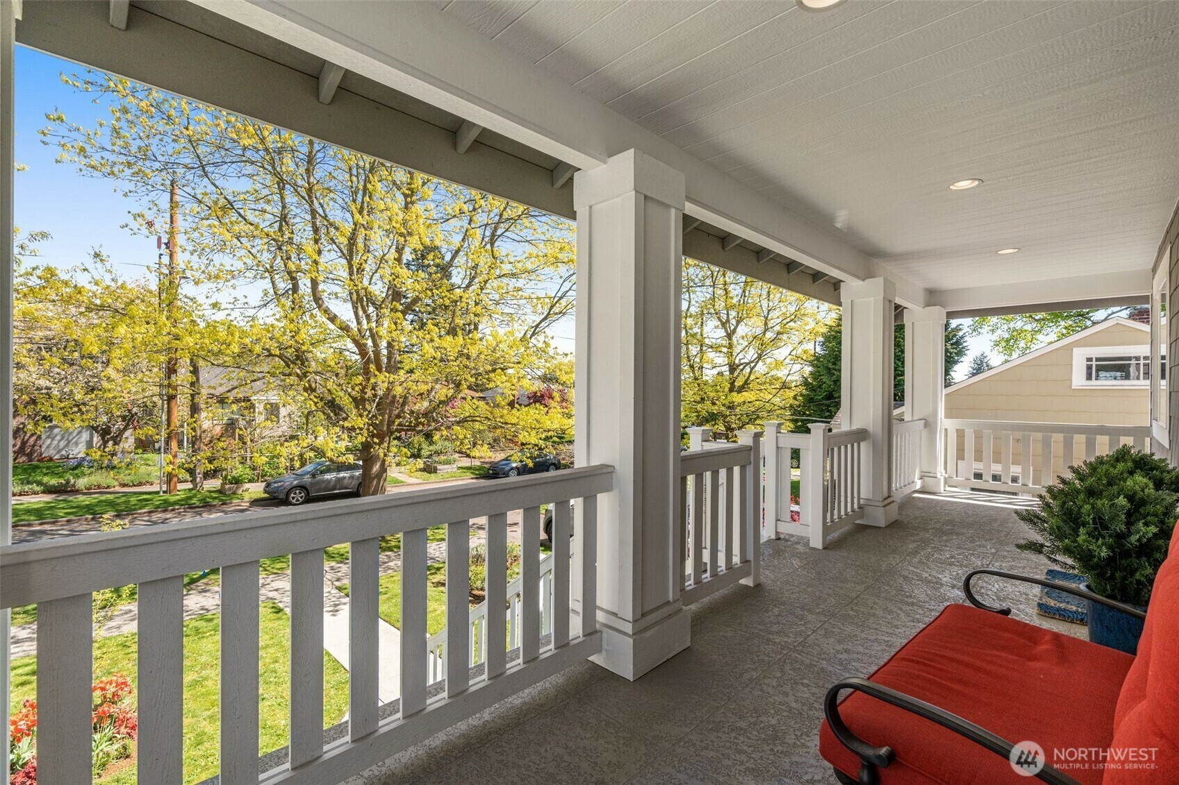 Property Photo: 8039 14th Avenue NW WA 98117