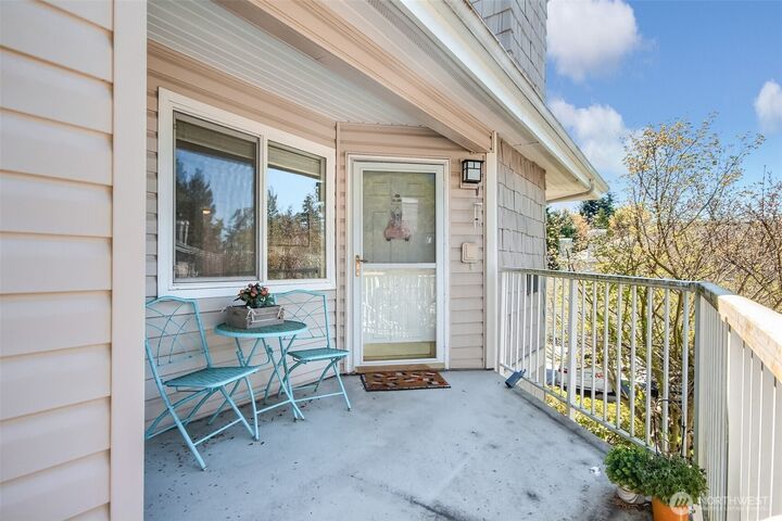 Property Photo:  11130 SE 208th Street G203  WA 98031 