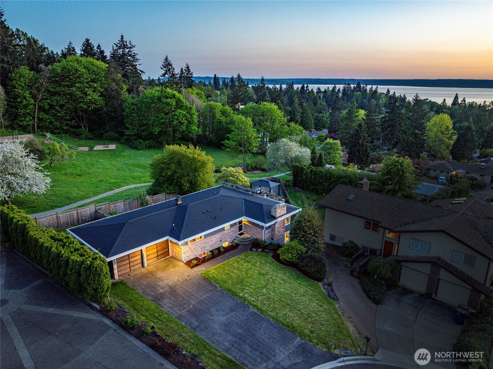 Property Photo: 17833 3rd Place SW WA 98166