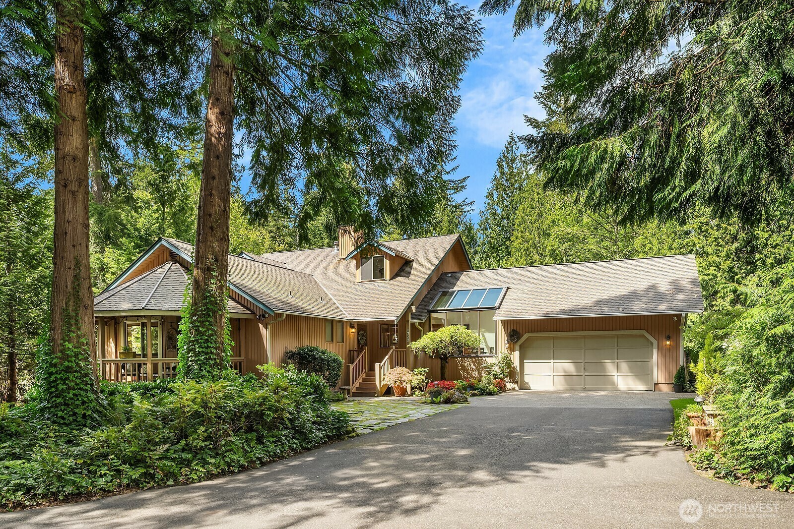 Property Photo: 1727 223rd Avenue SE WA 98075