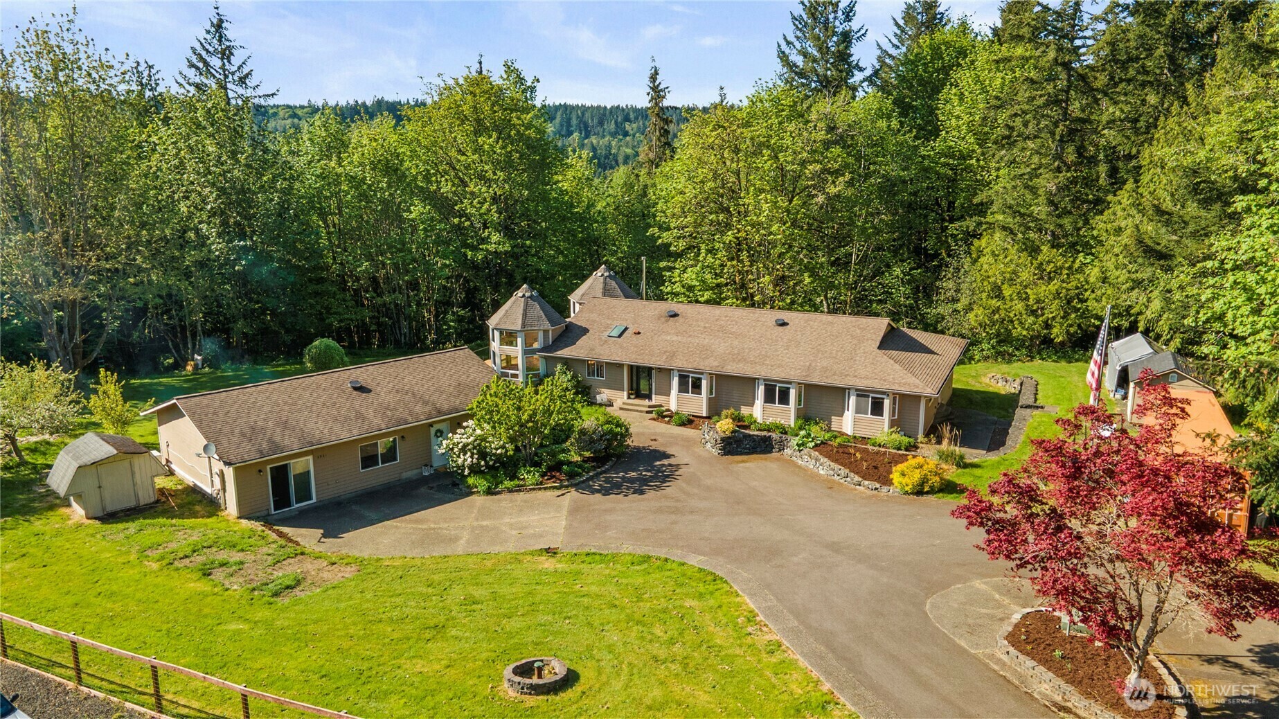 Property Photo: 6983 SE Sedgwick Road WA 98366