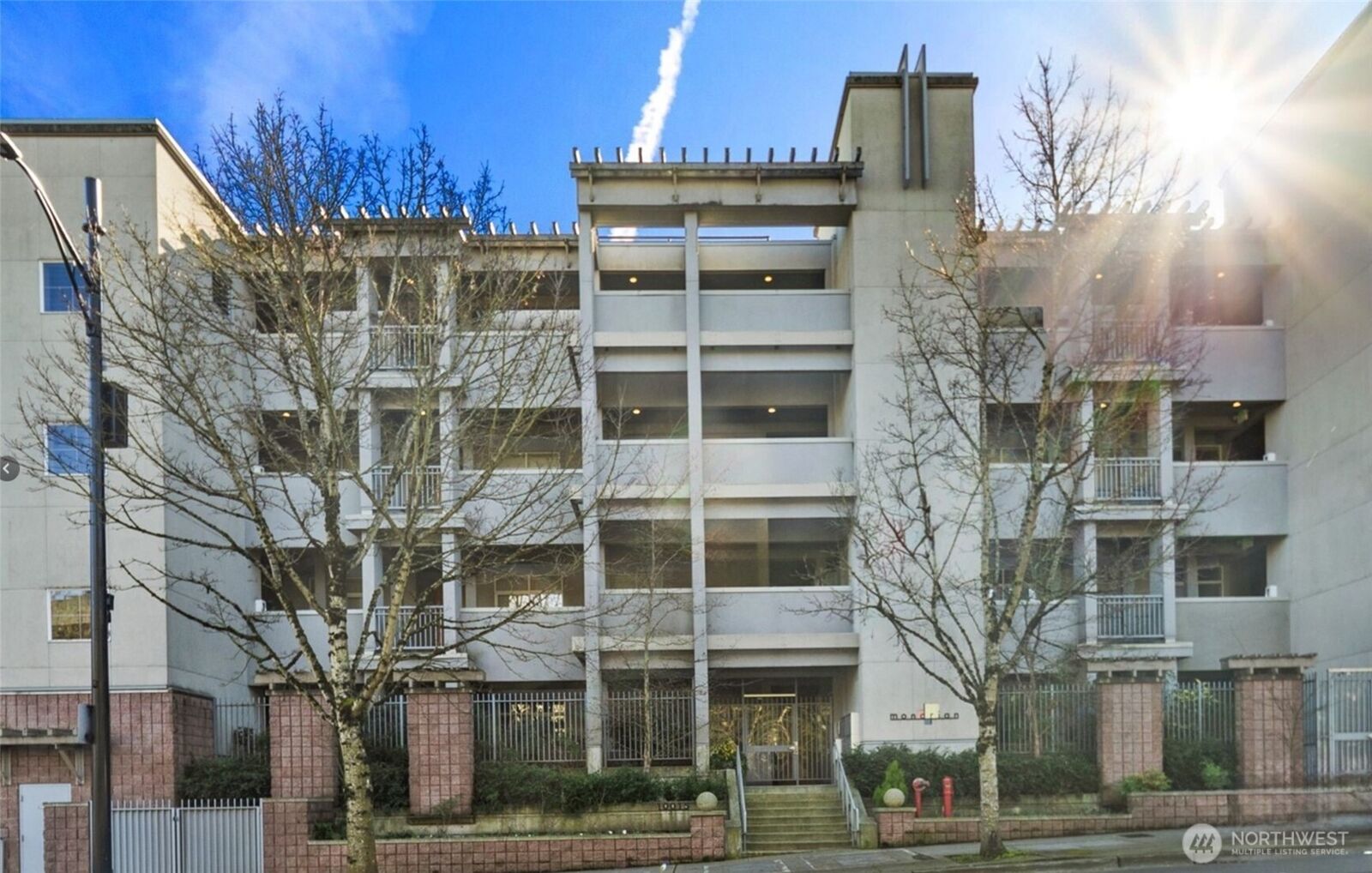 Property Photo:  10015 NE 4th Street 3005  WA 98004 