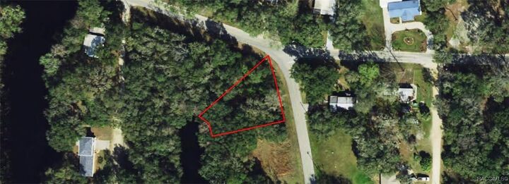 Property Photo:  6610 N Shorewood Drive  FL 34442 