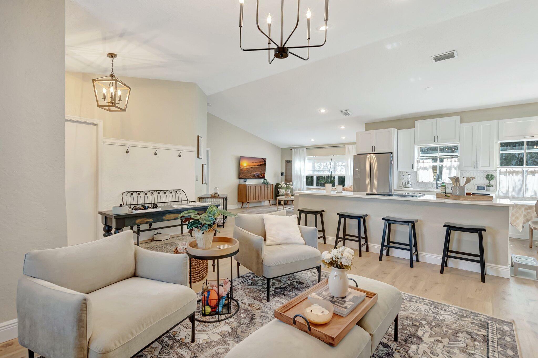 Property Photo: 20276 Monteverdi Circle FL 33498