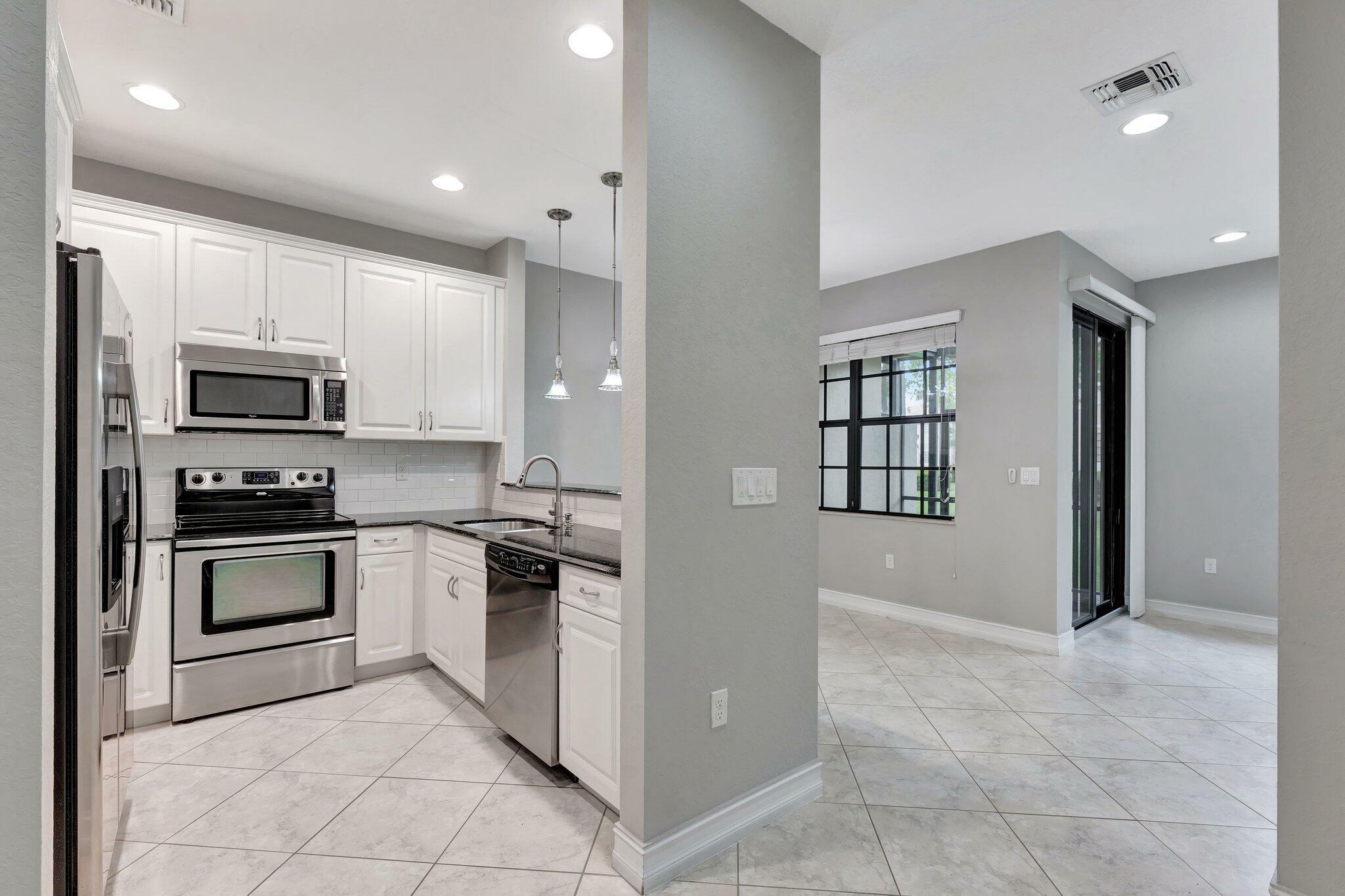 Property Photo: 10850 NW 74th Drive FL 33076