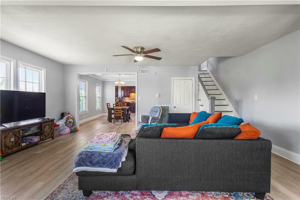Property Photo: 2947 Victoria Ave VA 23504