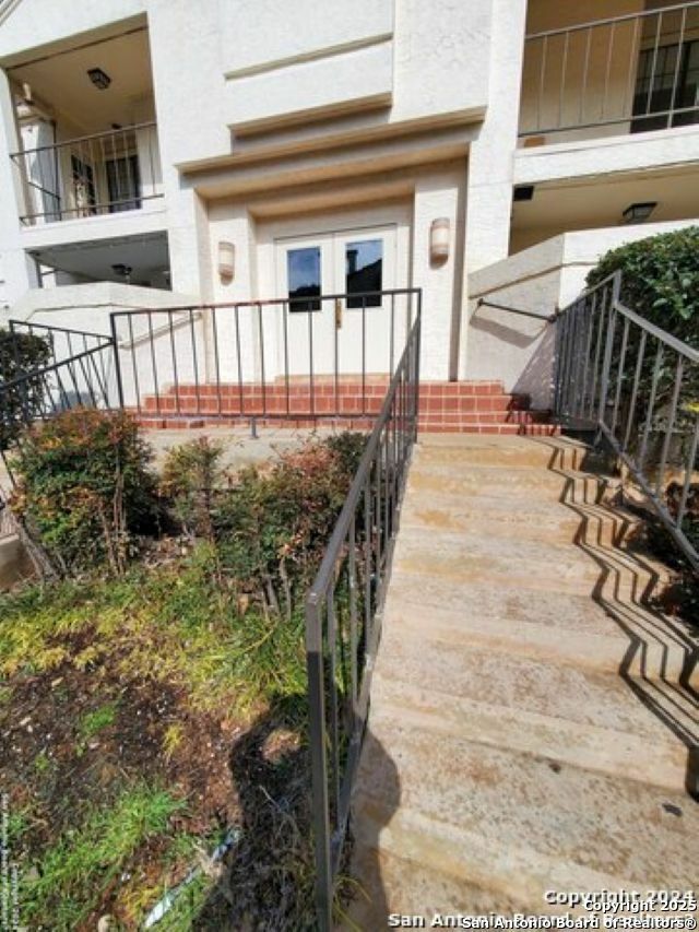 Property Photo: 2255 Thousand Oaks 605 TX 78232