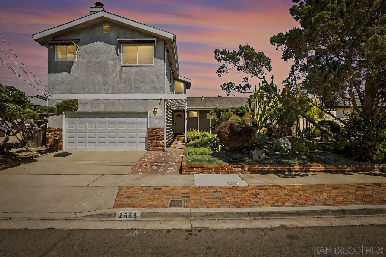 Property Photo: 2649 Elyssee St CA 92123