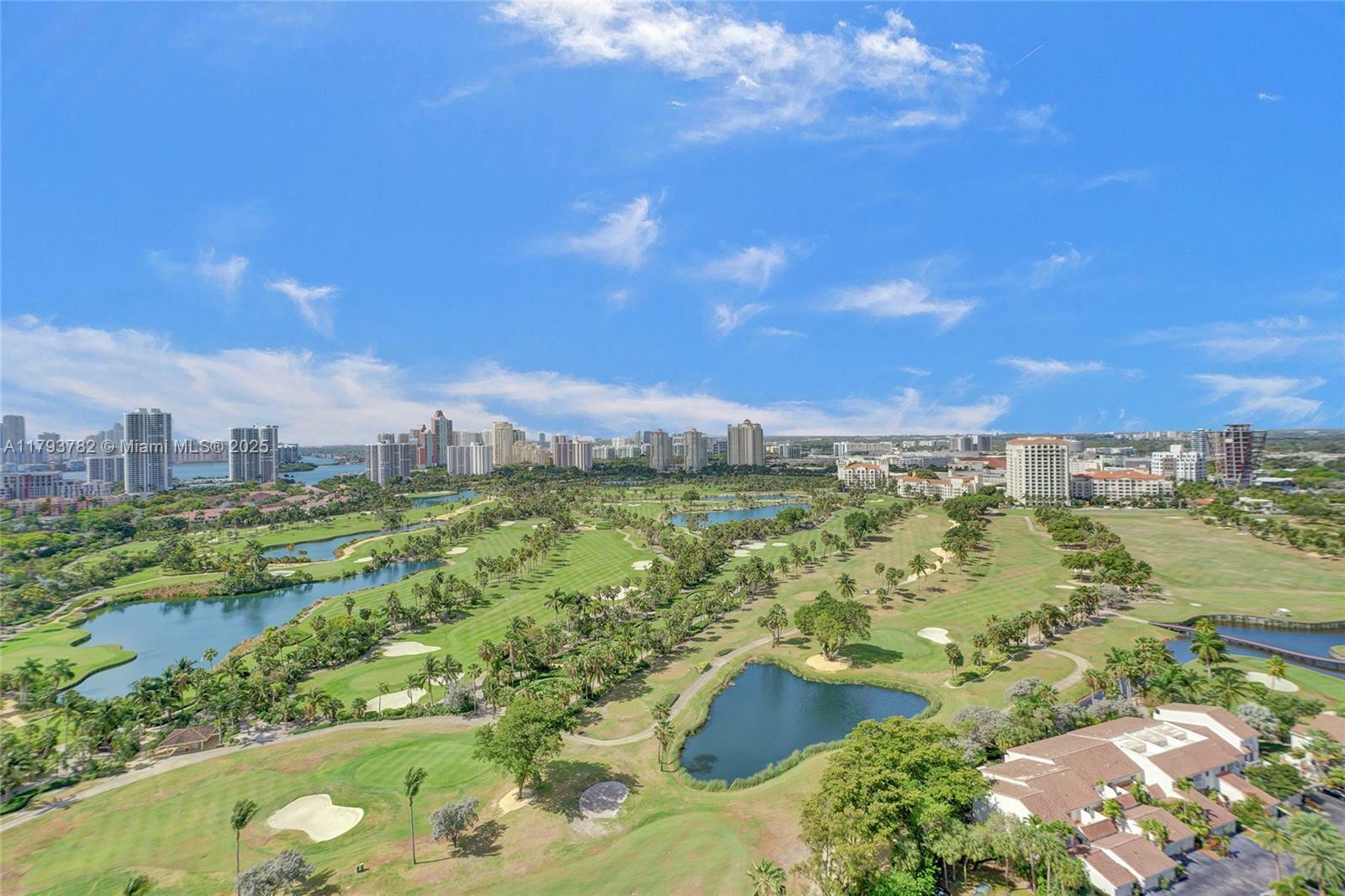 Property Photo: 20355 NE 34th Ct 2725 FL 33180