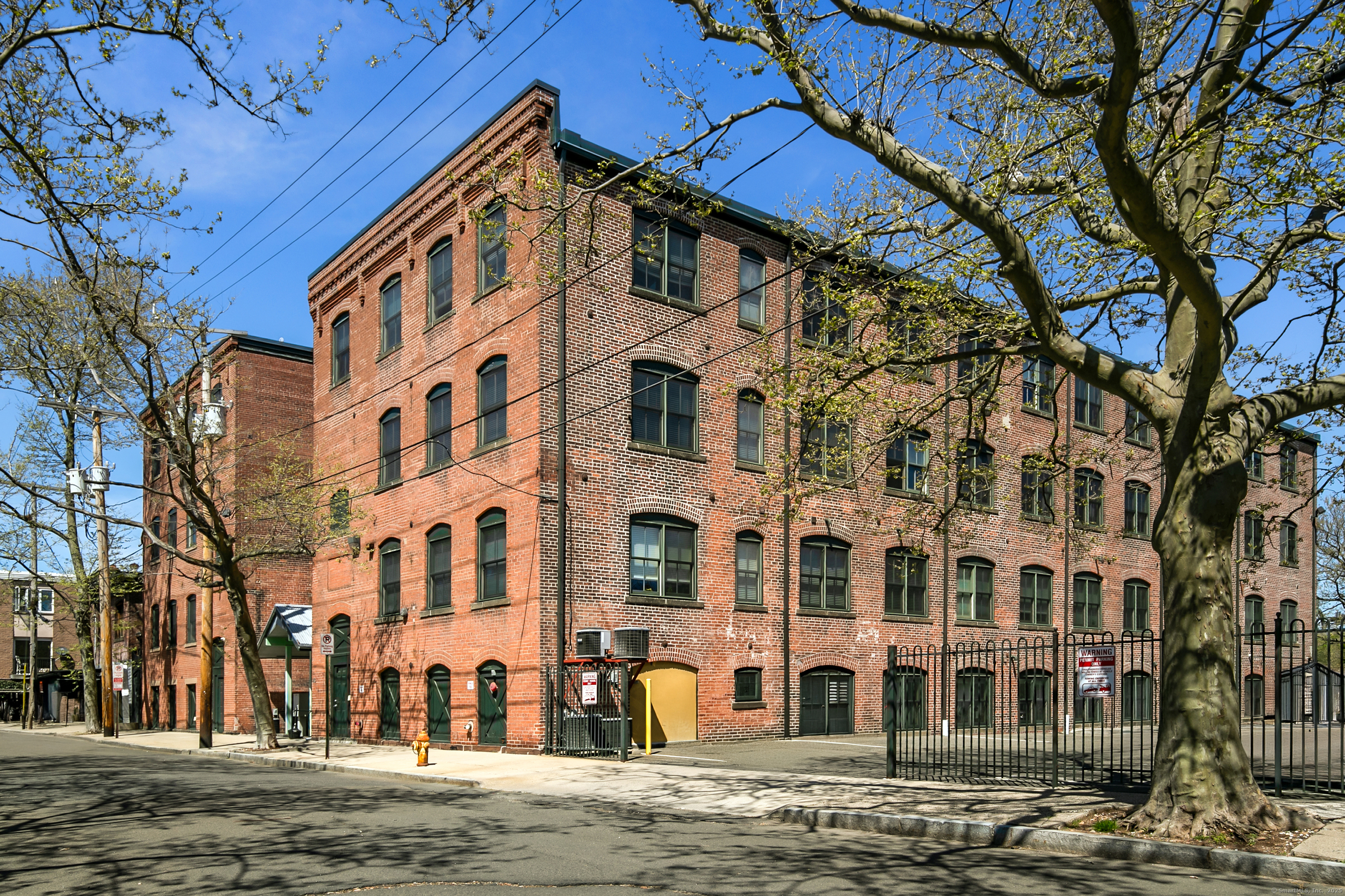 Property Photo: 43 Chestnut Street 106 CT 06511