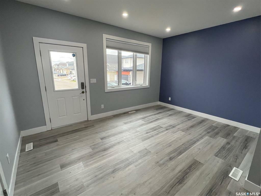 Property Photo: 5703 Glide Crescent SK S4W 0P2