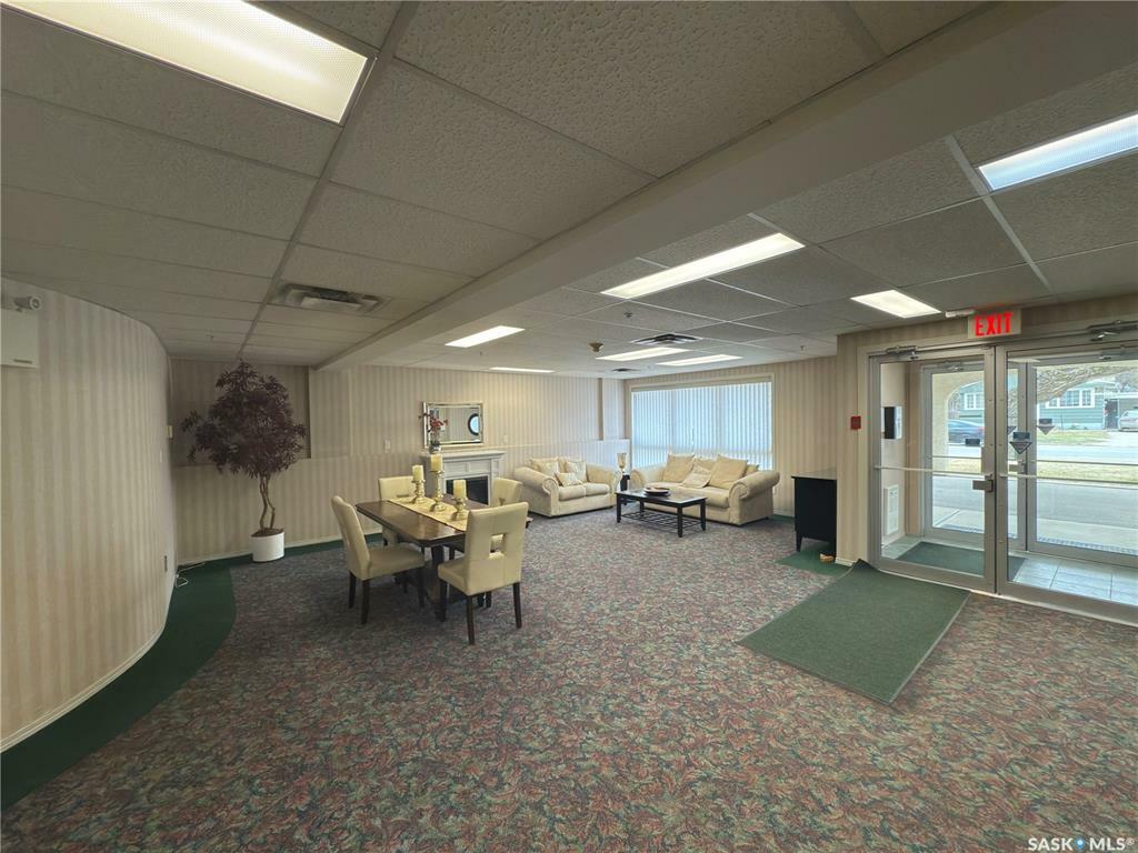 Property Photo: 544 River Street E 204 SK S6V 0A6