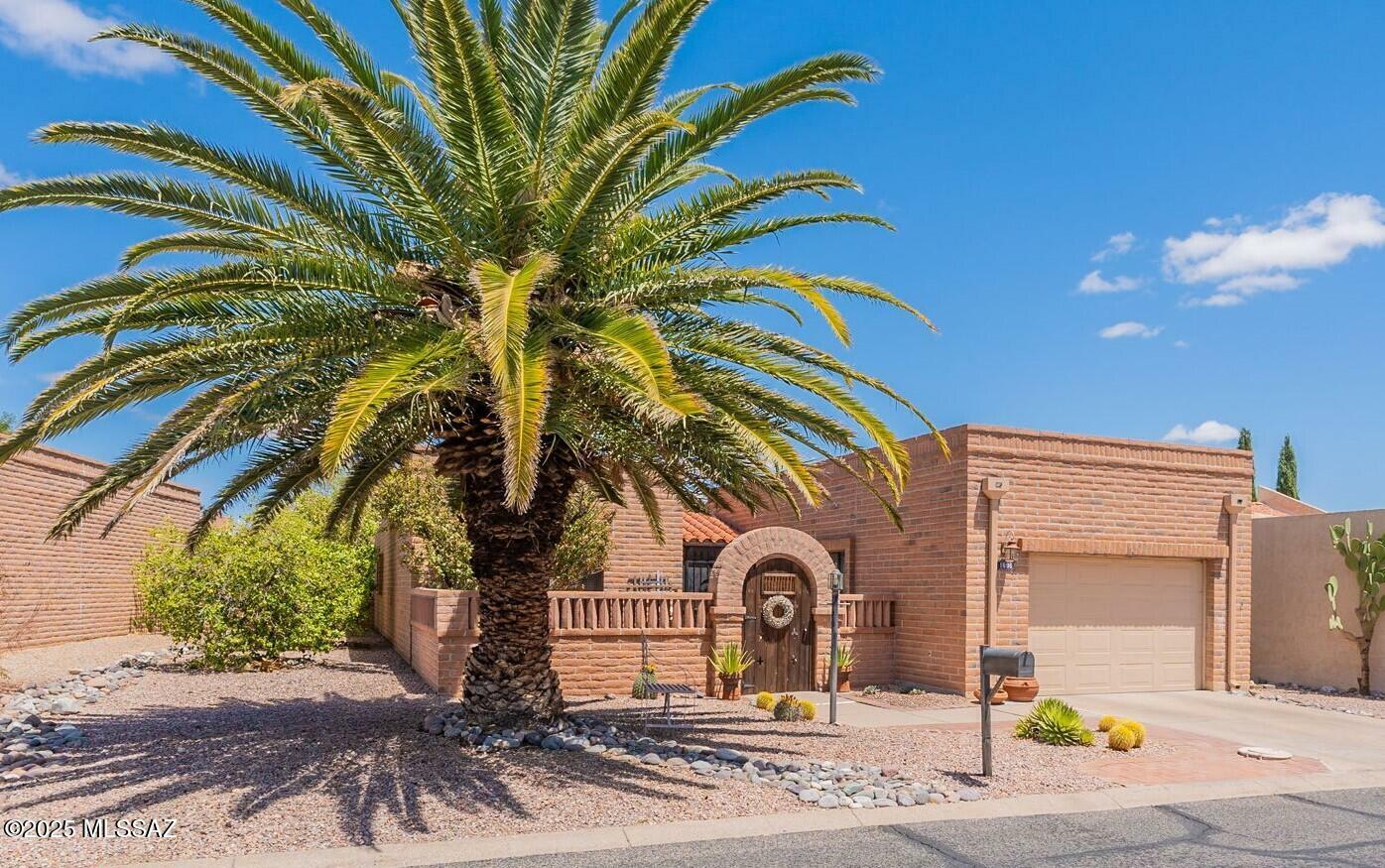 Property Photo: 1696 W Retorno De Manana AZ 85622