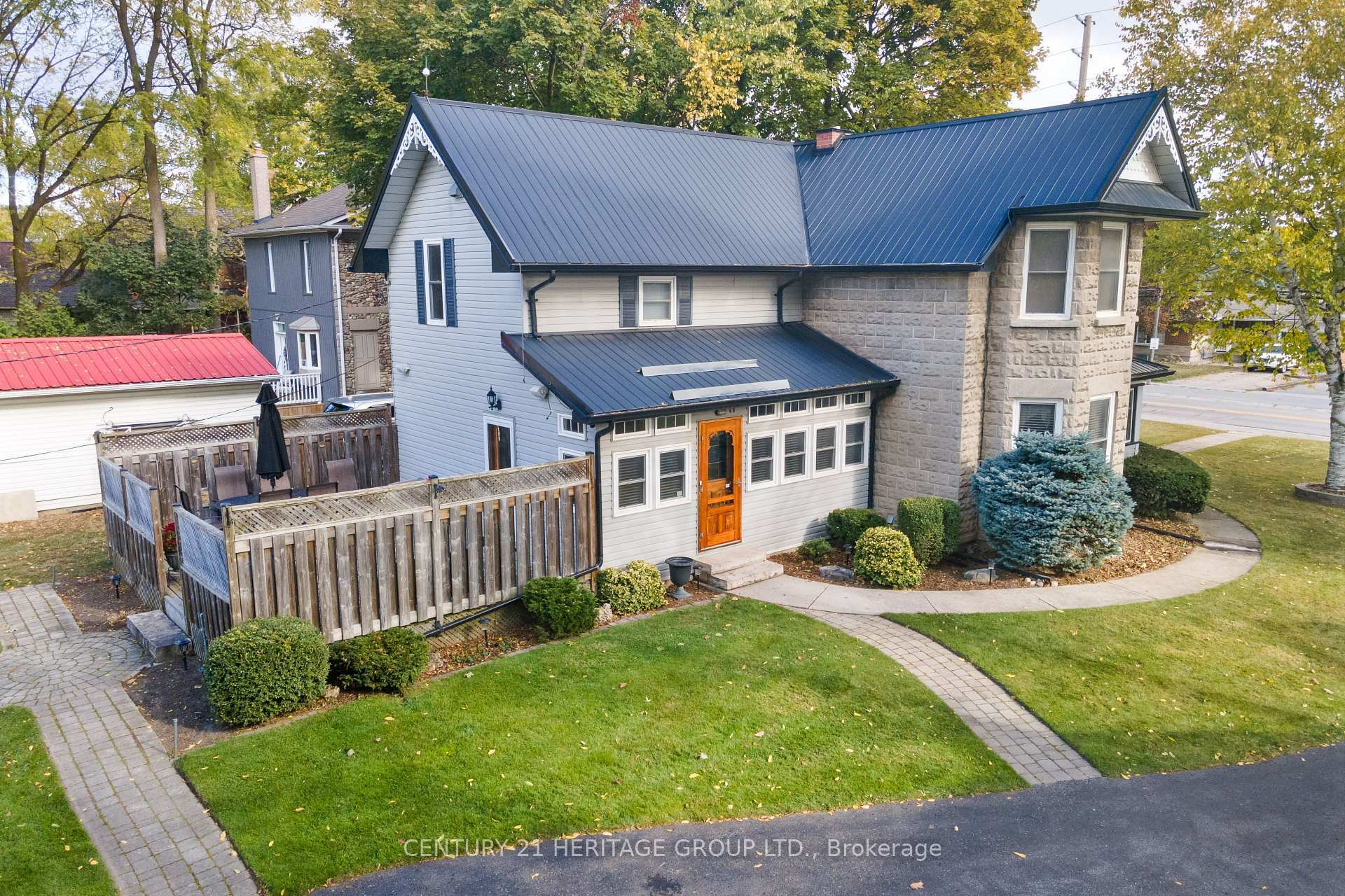Photo de la propriété:  20314 Leslie Street  ON L0G 1R0 