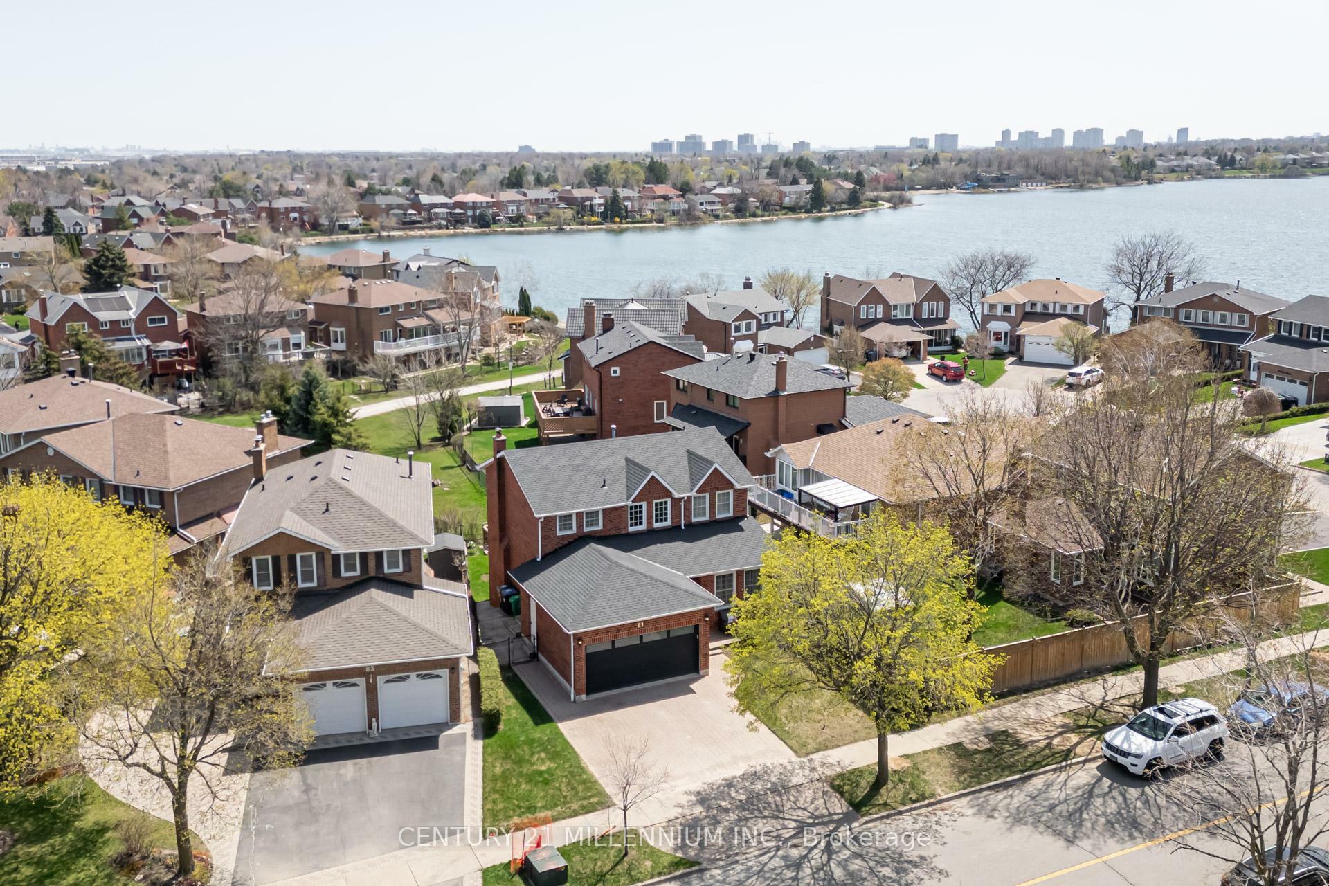 Property Photo: 81 Philosopher'S Trail ON L6S 4L4