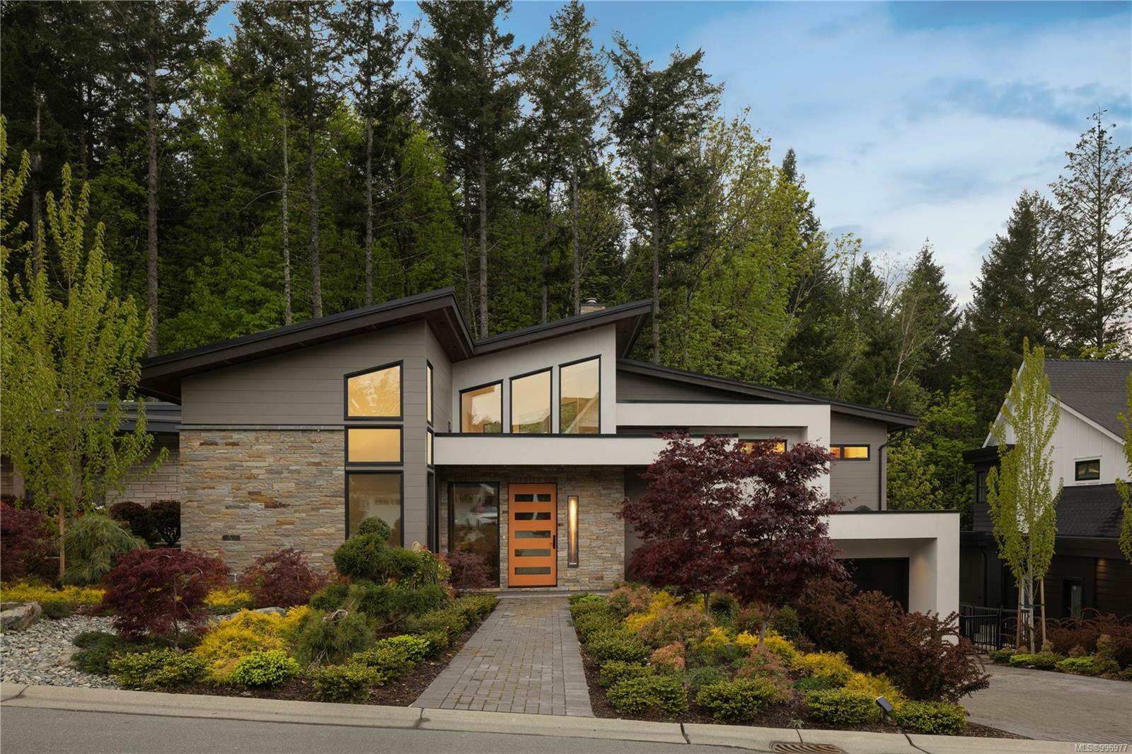 Property Photo: 2219 Riviera Pl BC V9B 0Y5