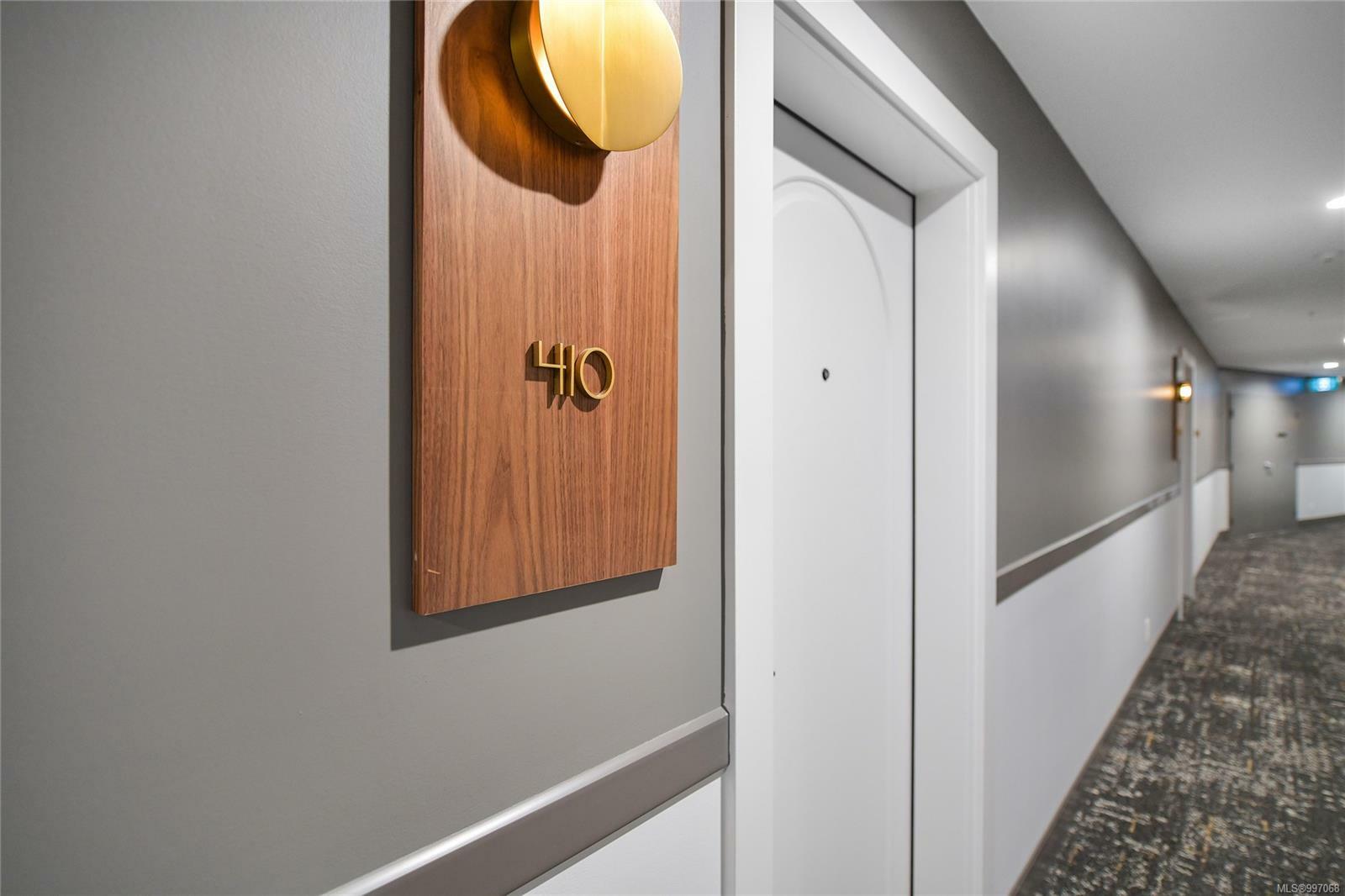 Photo de la propriété: 1110 Samar Cres 301 BC V9B 7C5