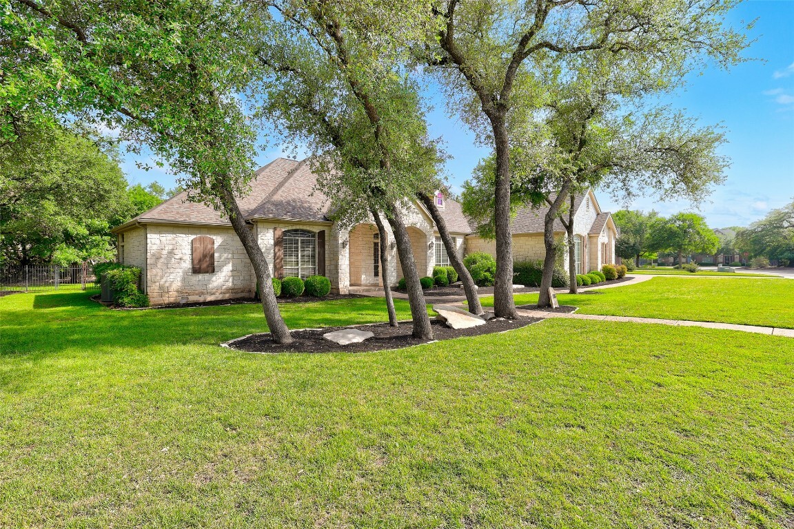 Property Photo: 110 Woodall Drive TX 78628