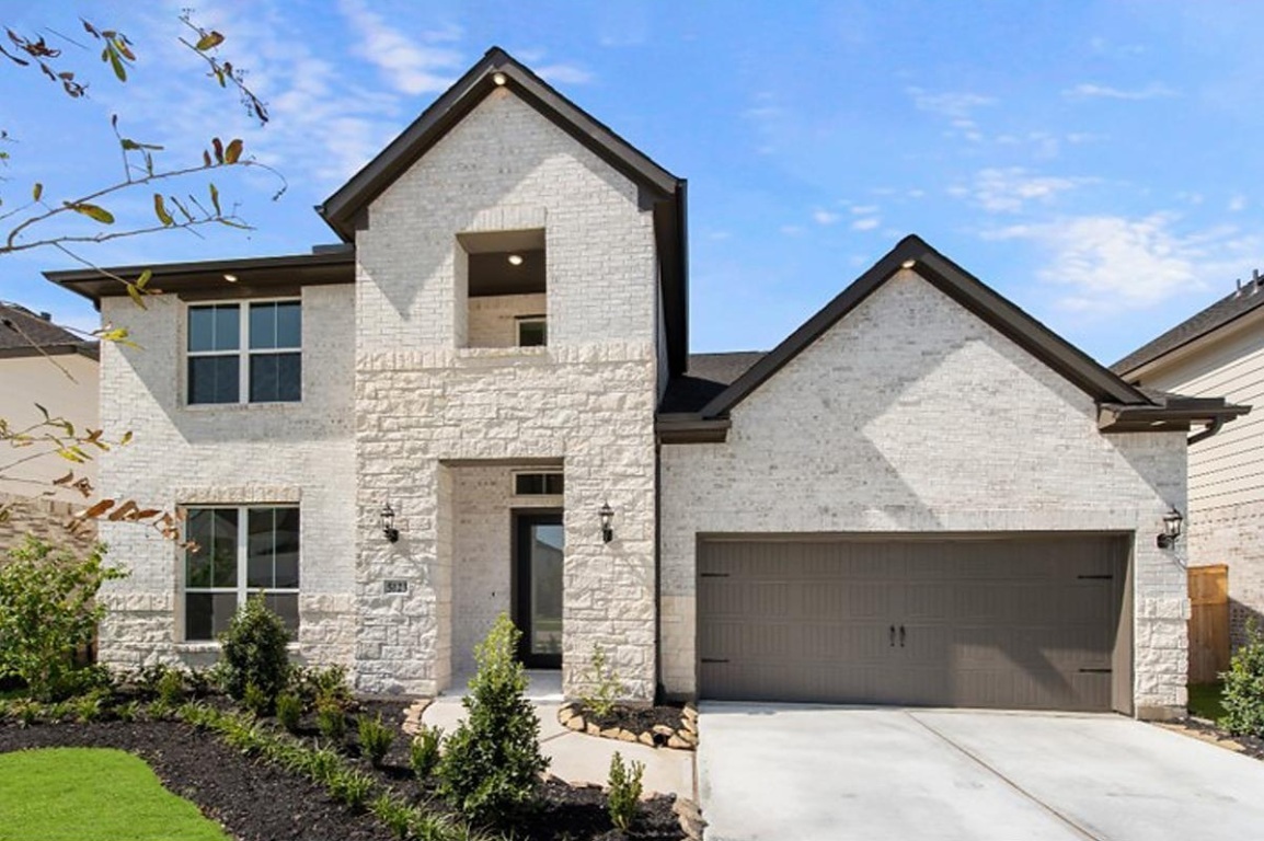 Property Photo:  913 Violet Sunset Drive  TX 78628 