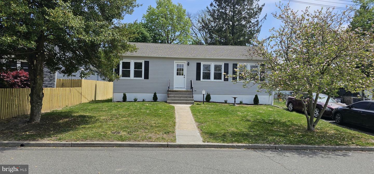 130 Mechanic Street  Hightstown NJ 08520 photo