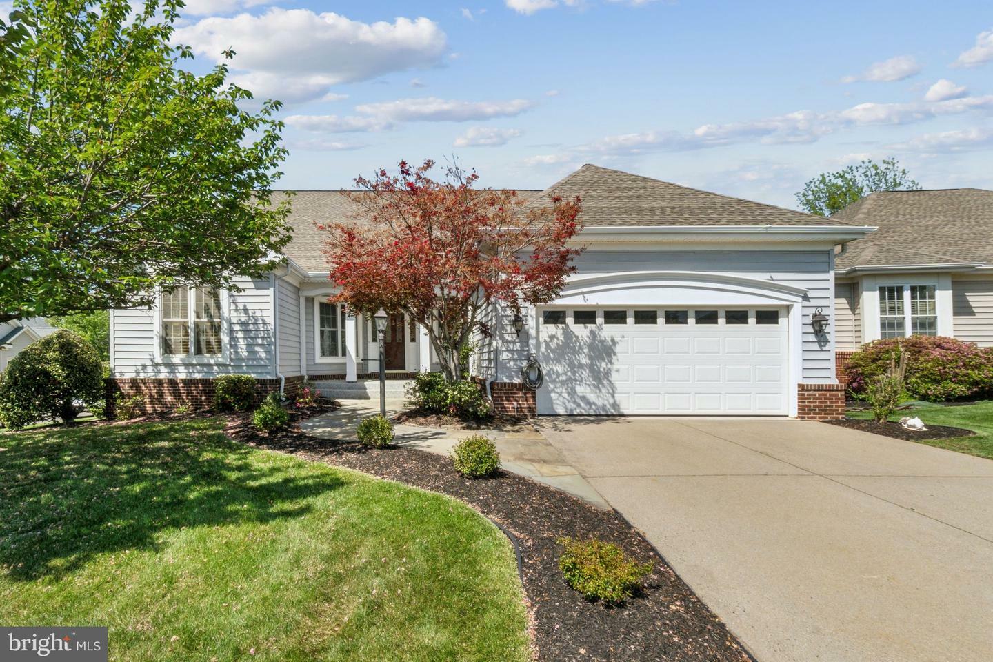 Property Photo: 13882 Cinch Lane VA 20155