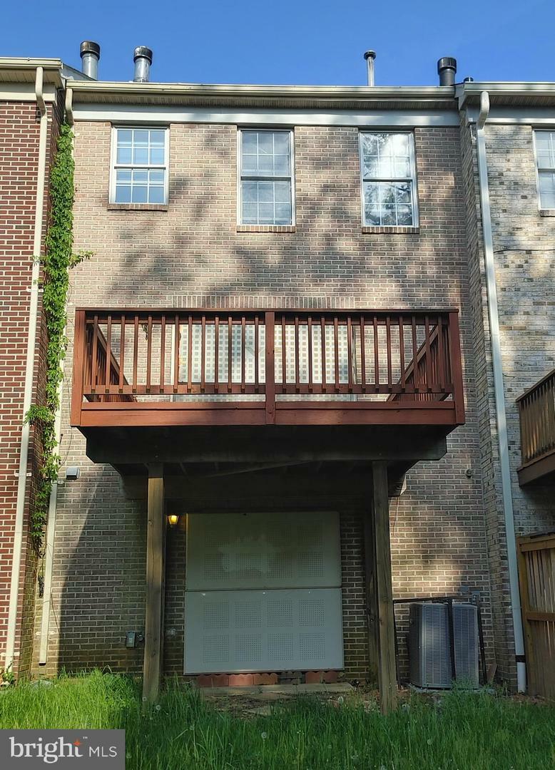 Property Photo: 14 Winterberry Court MD 21030