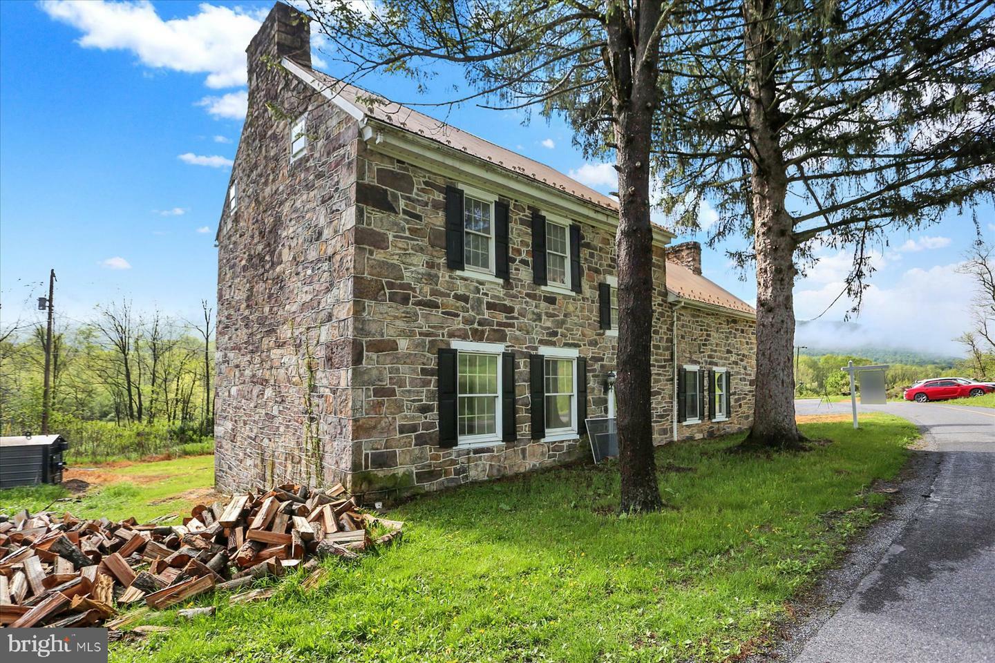 Property Photo: 13938 Creek Rd PA 17271