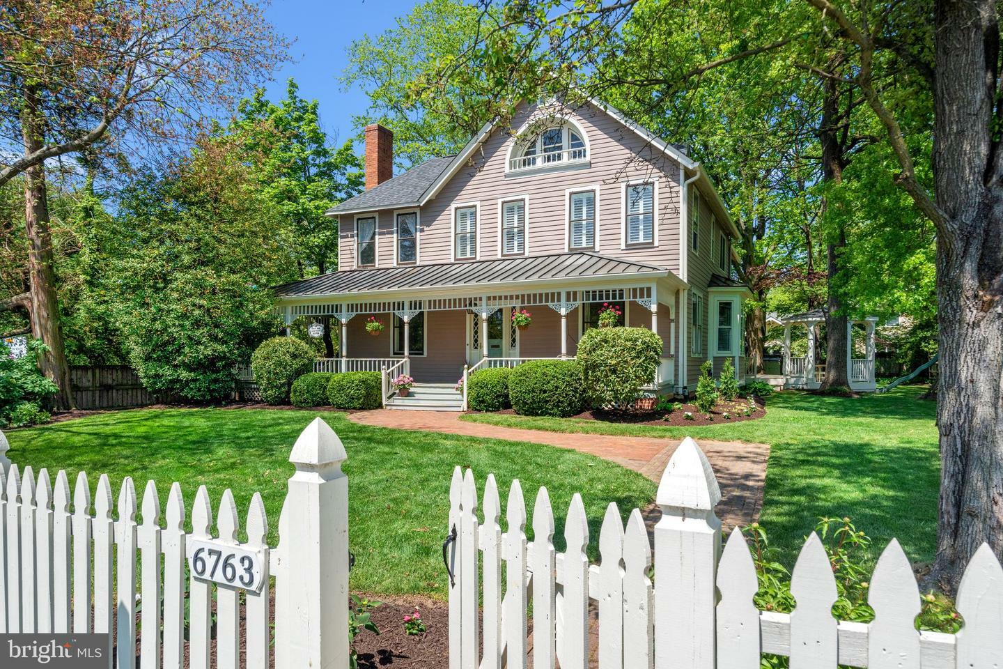6763 25th Street N  Arlington VA 22213 photo