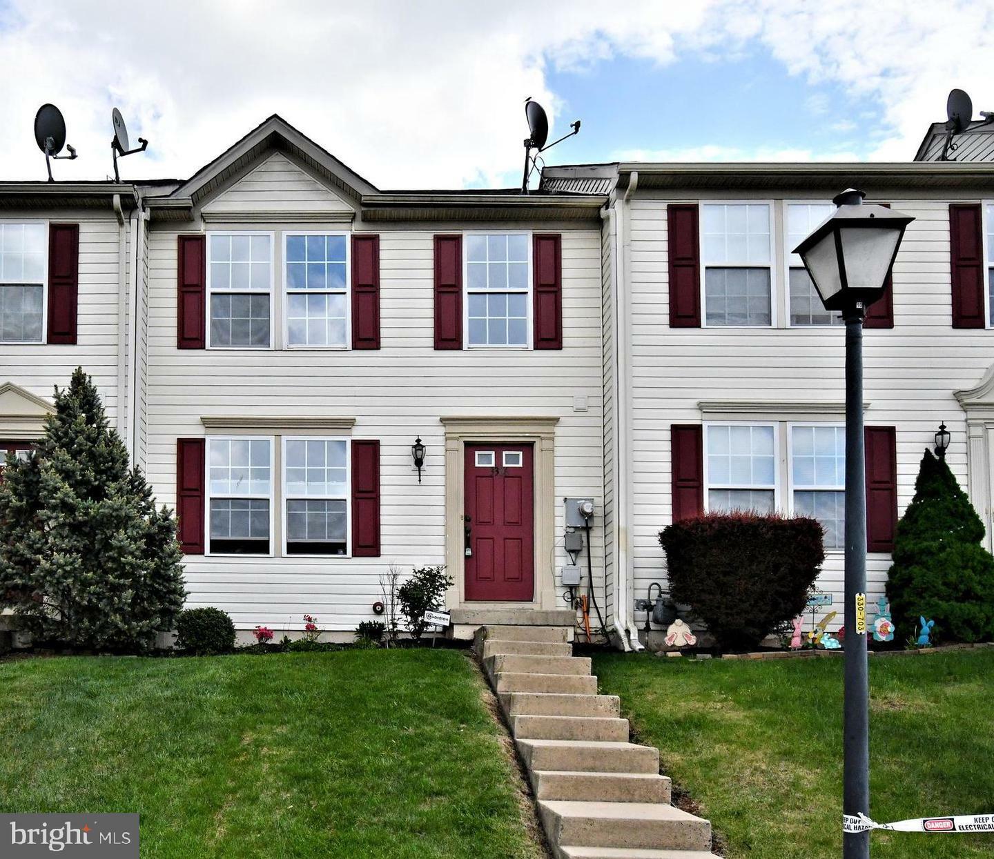 Property Photo: 3306 Orchard View Drive PA 19606